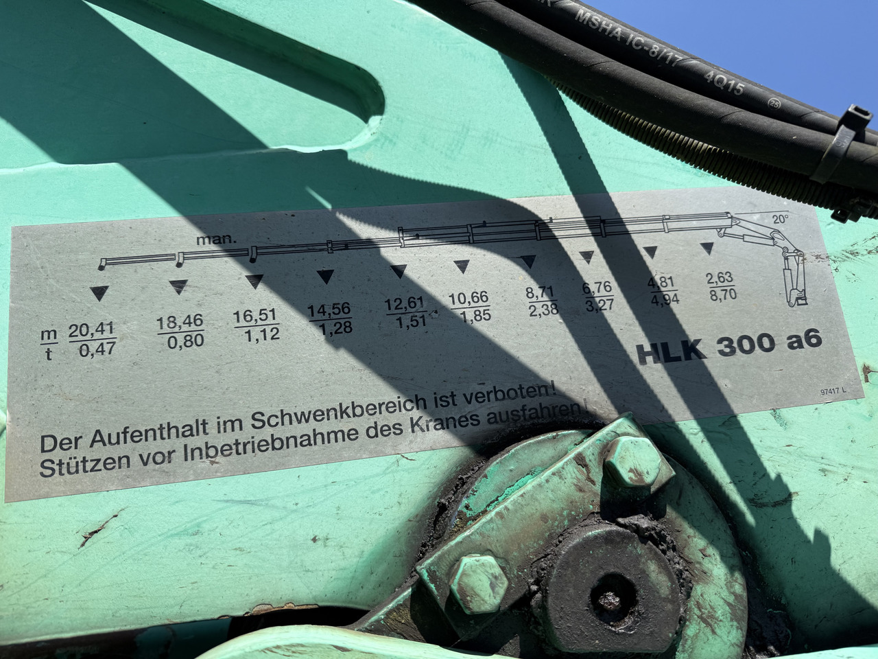 Volvo FM12 420 4X4 Kran MKG 300 bis 24 Meter - Autokran: das Bild 3 Volvo FM12 420 4X4 Kran MKG 300 bis 24 Meter - Autokran: das Bild 3