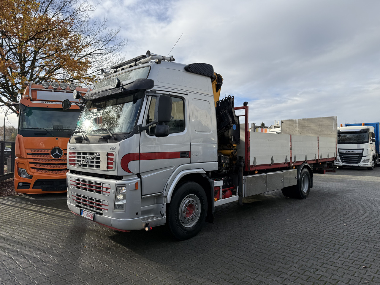 Autokran, Pritsche LKW Volvo FM330 Kran Effer 165 bis 20 Meter: das Bild 10 Autokran, Pritsche LKW Volvo FM330 Kran Effer 165 bis 20 Meter: das Bild 10