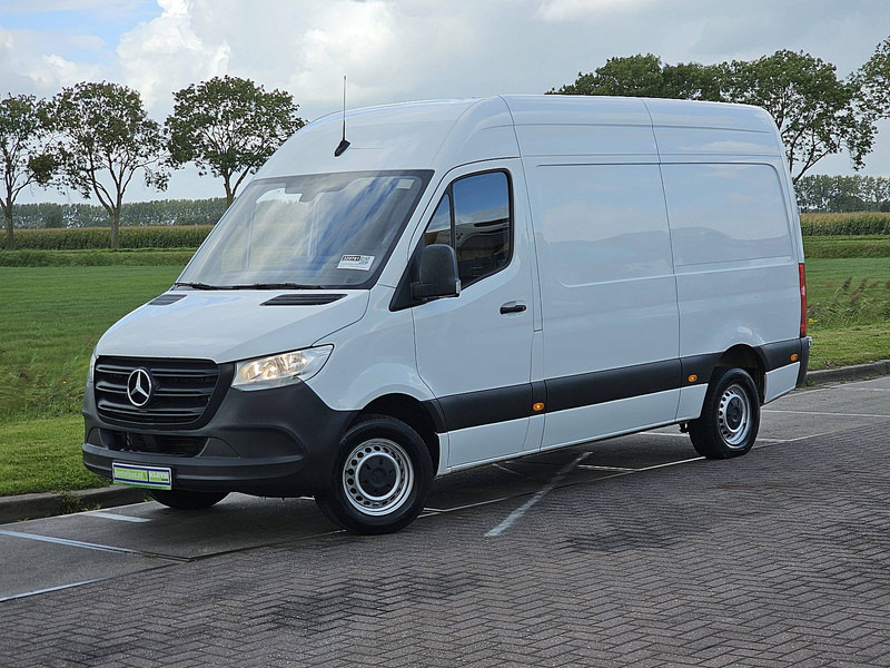 Mercedes-Benz Sprinter 311 L2H2 RWD Mbux Euro6! - Kleintransporter: das Bild 2 Mercedes-Benz Sprinter 311 L2H2 RWD Mbux Euro6! - Kleintransporter: das Bild 2