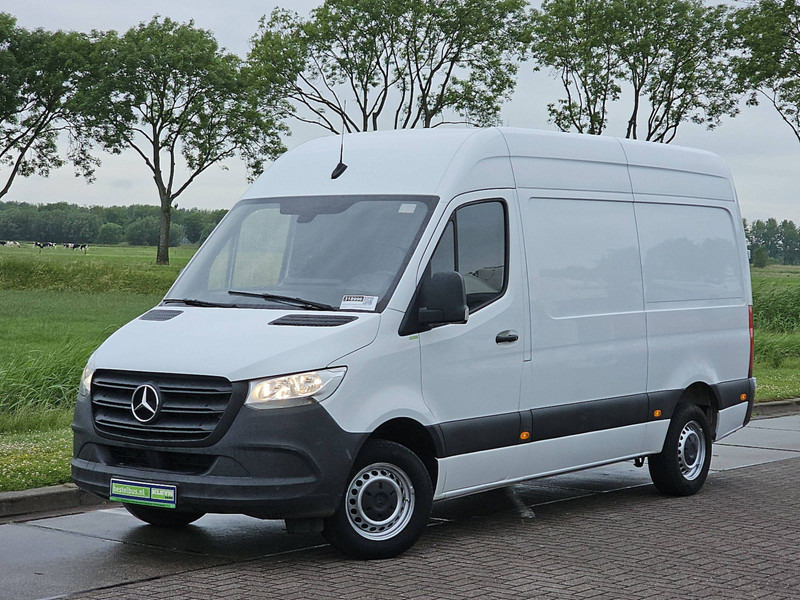 Mercedes-Benz Sprinter 314 L2H2 Mbux Automaat! - Kleintransporter: das Bild 2 Mercedes-Benz Sprinter 314 L2H2 Mbux Automaat! - Kleintransporter: das Bild 2