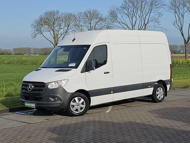 Mercedes-Benz Sprinter 314 L2H2 Mbux10 Automaat - Kastenwagen: das Bild 2 Mercedes-Benz Sprinter 314 L2H2 Mbux10 Automaat - Kastenwagen: das Bild 2
