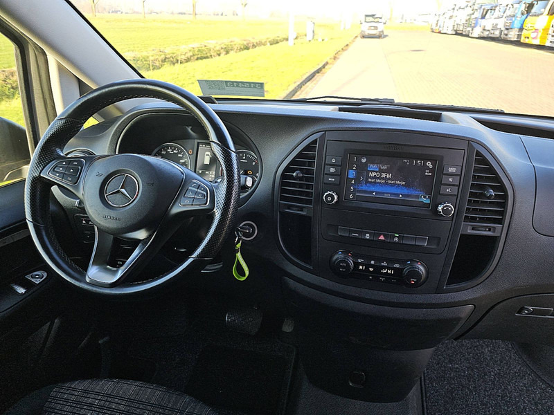Innenraum Bild 1: Kleintransporter Mercedes-Benz Vito 114 L2 LED Wp-Inrichting