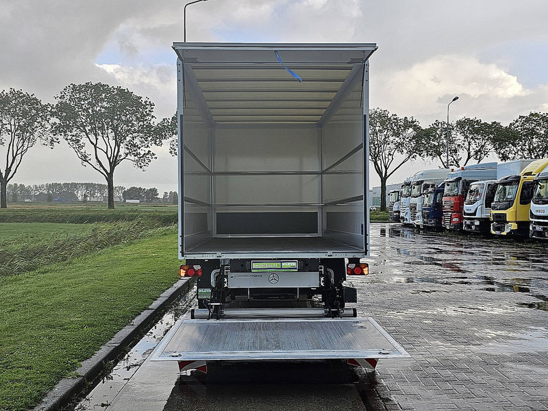 Koffer Transporter, Elektro-Transporter Mercedes-Benz eSprinter  Bakwagen Laadklep!: das Bild 14