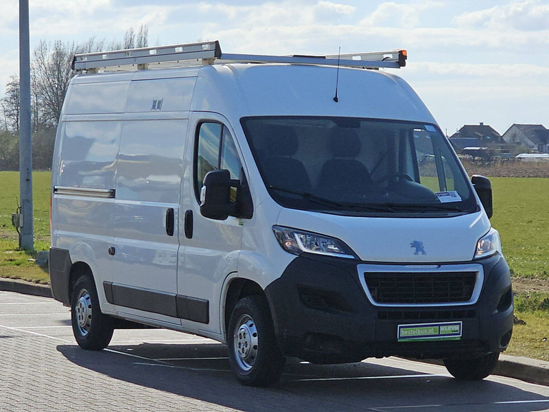 Peugeot Boxer 2.2 BHDI 120 L2H2 - Kleintransporter: das Bild 5 Peugeot Boxer 2.2 BHDI 120 L2H2 - Kleintransporter: das Bild 5