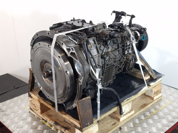 Isuzu PB-NKR81A Automatic Gearbox - Getriebe: das Bild 3 Isuzu PB-NKR81A Automatic Gearbox - Getriebe: das Bild 3