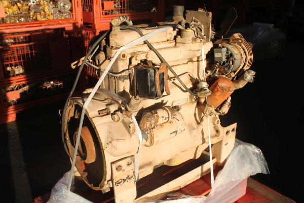 John Deere 4230 DF - Motor für Industriemaschine: das Bild 1 John Deere 4230 DF - Motor für Industriemaschine: das Bild 1