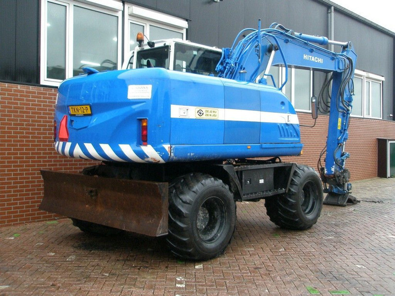 Hitachi ZX140W-3 - Mobilbagger: das Bild 3 Hitachi ZX140W-3 - Mobilbagger: das Bild 3