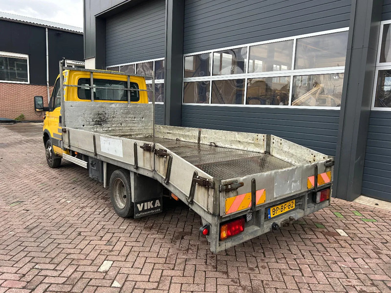 Iveco 50C13 - Autotransporter LKW: das Bild 4 Iveco 50C13 - Autotransporter LKW: das Bild 4