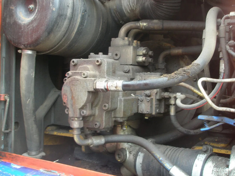 Liebherr R924B - Kettenbagger: das Bild 5 Liebherr R924B - Kettenbagger: das Bild 5