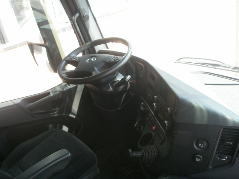 Mercedes-Benz Arocs 3351 3351 120 Ton - Sattelzugmaschine: das Bild 5 Mercedes-Benz Arocs 3351 3351 120 Ton - Sattelzugmaschine: das Bild 5