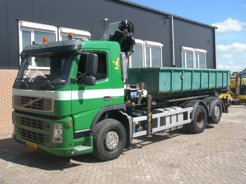 Volvo FM 9.260 - Seil Abrollkipper, Autokran: das Bild 1 Volvo FM 9.260 - Seil Abrollkipper, Autokran: das Bild 1