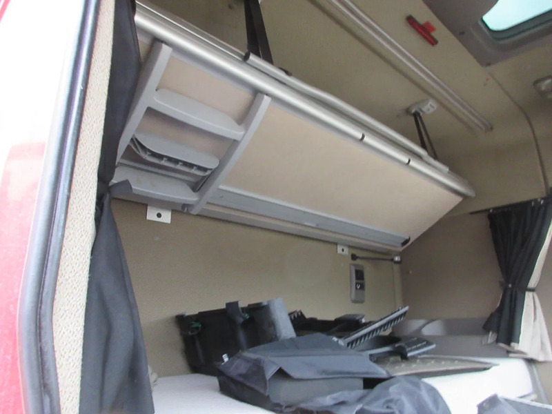 Fahrerhaus und Interieur für LKW DAF DAF XF 105 EURO 5 CABINE MODEL 2012: das Bild 11