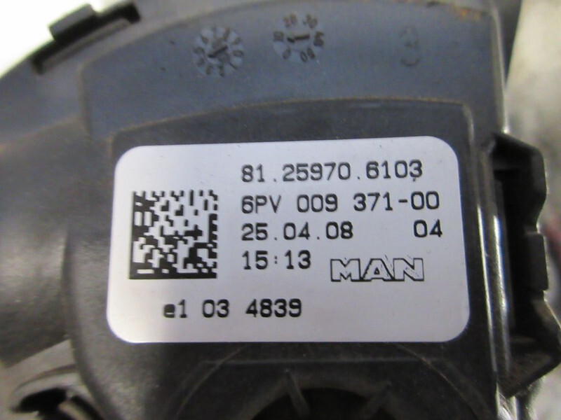 MAN 81.25970-6103 Gaspedaal - Pedal für LKW: das Bild 5 MAN 81.25970-6103 Gaspedaal - Pedal für LKW: das Bild 5