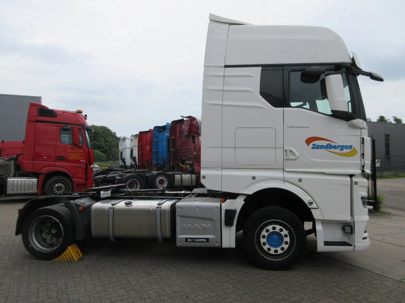 MAN TGX 18.510 - Sattelzugmaschine: das Bild 4 MAN TGX 18.510 - Sattelzugmaschine: das Bild 4