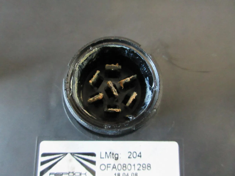 Schmitz Cargobull 1008680//25-6010-50 ACHTERLAMP NIEUWE !!!! - Heckleuchte für LKW: das Bild 5 Schmitz Cargobull 1008680//25-6010-50 ACHTERLAMP NIEUWE !!!! - Heckleuchte für LKW: das Bild 5