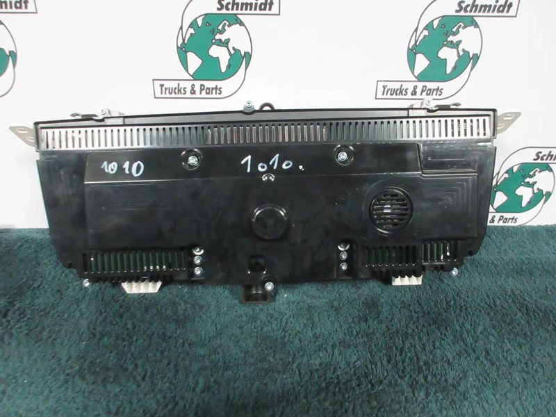 Volvo 22222030 INSTRUMENTENPANEEL VOLVO FH 460 EURO 6 MODEL 2021 - Armaturenbrett für LKW: das Bild 2 Volvo 22222030 INSTRUMENTENPANEEL VOLVO FH 460 EURO 6 MODEL 2021 - Armaturenbrett für LKW: das Bild 2