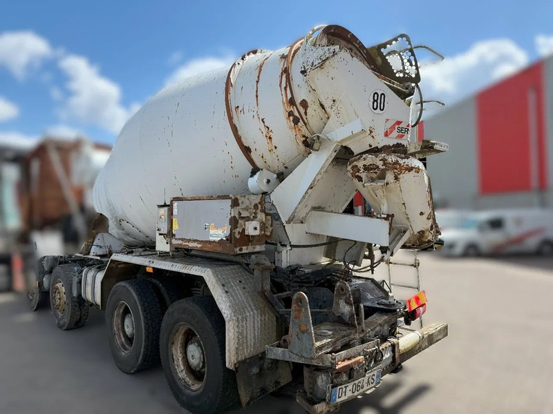 Liebherr 804 FSL 804 FSL / 8m³ / WATERTANK 500 LITER / POMP NOT INCLUDED / ! EMPTY ! / 2015 - Anbauteil: das Bild 3 Liebherr 804 FSL 804 FSL / 8m³ / WATERTANK 500 LITER / POMP NOT INCLUDED / ! EMPTY ! / 2015 - Anbauteil: das Bild 3