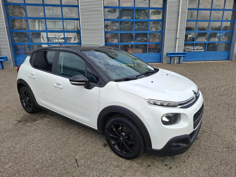 Citroën C3 C3 / NAVI / AIRCO / TEMPOMAAT / LINE ASSIST / PARKSENSORS / DAB RADIO / 120345 KM / EX BPM / MANUAL / 2020 - Schrägheck: das Bild 2 Citroën C3 C3 / NAVI / AIRCO / TEMPOMAAT / LINE ASSIST / PARKSENSORS / DAB RADIO / 120345 KM / EX BPM / MANUAL / 2020 - Schrägheck: das Bild 2