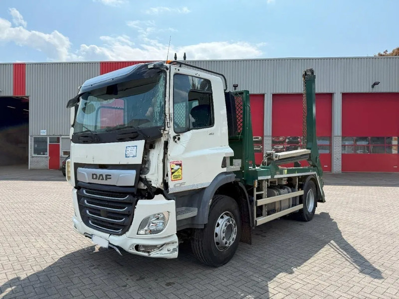 DAF CF410 / ENGINE RUNNING / ONLY:74525 KM / HYVA SKIPLOADER 3250 KG / AIRCO / AUTOMATIC / EURO-6 / 2020 - Absetzkipper: das Bild 1 DAF CF410 / ENGINE RUNNING / ONLY:74525 KM / HYVA SKIPLOADER 3250 KG / AIRCO / AUTOMATIC / EURO-6 / 2020 - Absetzkipper: das Bild 1