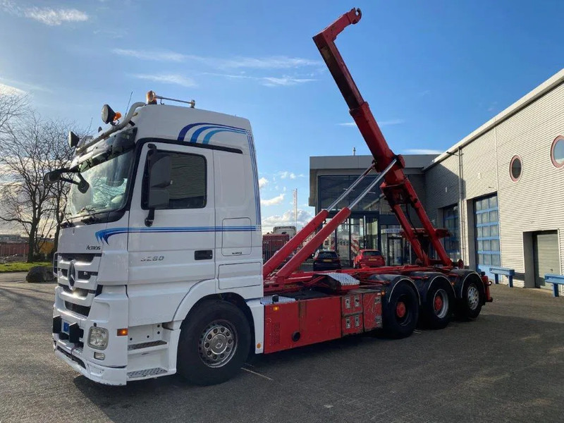 Mercedes-Benz Actros 3260 V8 / 15,9L / 8X4 / BIG AXLE / PALFINGER T26 HOOKLIFT / LIFT+LENKACHSE / FULL-AIR / AIRCO / AUTOMATIC / EURO-5 / 2013 - Abrollkipper: das Bild 1 Mercedes-Benz Actros 3260 V8 / 15,9L / 8X4 / BIG AXLE / PALFINGER T26 HOOKLIFT / LIFT+LENKACHSE / FULL-AIR / AIRCO / AUTOMATIC / EURO-5 / 2013 - Abrollkipper: das Bild 1