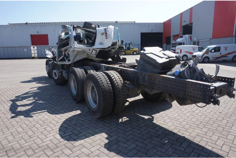 Renault C460 / 8X4 / BIG AXLE / FULL STEEL / 2 X LENKACHSE / EURO-6 / 2022 - Fahrgestell LKW: das Bild 3 Renault C460 / 8X4 / BIG AXLE / FULL STEEL / 2 X LENKACHSE / EURO-6 / 2022 - Fahrgestell LKW: das Bild 3