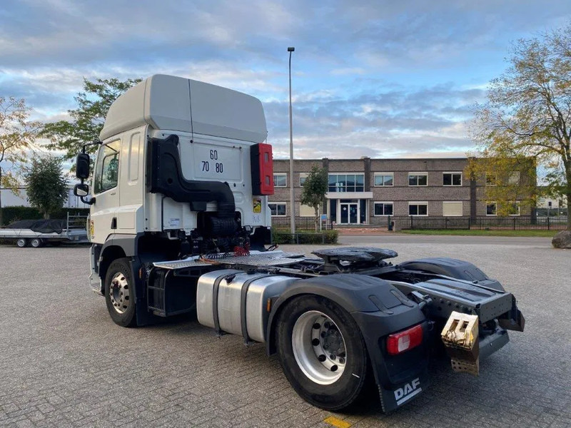 DAF CF450 / ADR / INTARDER / LWDS / ONLY:423325 KM / PARKCOOL / AUTOMATIC / EURO-6 / 2018 - Sattelzugmaschine: das Bild 3 DAF CF450 / ADR / INTARDER / LWDS / ONLY:423325 KM / PARKCOOL / AUTOMATIC / EURO-6 / 2018 - Sattelzugmaschine: das Bild 3