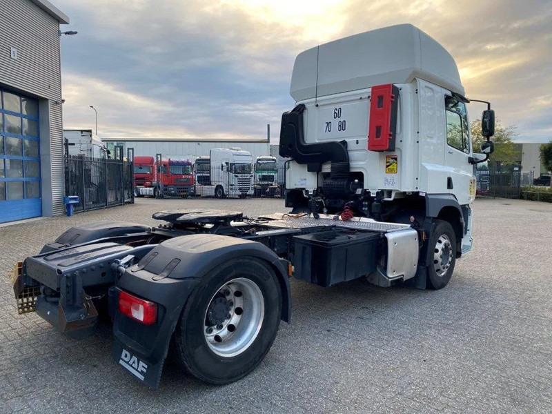 DAF CF450 / ADR / INTARDER / LWDS / ONLY:423325 KM / PARKCOOL / AUTOMATIC / EURO-6 / 2018 - Sattelzugmaschine: das Bild 5 DAF CF450 / ADR / INTARDER / LWDS / ONLY:423325 KM / PARKCOOL / AUTOMATIC / EURO-6 / 2018 - Sattelzugmaschine: das Bild 5