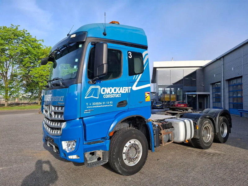 Mercedes-Benz Arocs 2851 / 6X4 / HYDRAULICS / BIG AXLE / ALCOA / AIRCO / AUTOMATIC / EURO-6 / 2015 - Sattelzugmaschine: das Bild 1 Mercedes-Benz Arocs 2851 / 6X4 / HYDRAULICS / BIG AXLE / ALCOA / AIRCO / AUTOMATIC / EURO-6 / 2015 - Sattelzugmaschine: das Bild 1