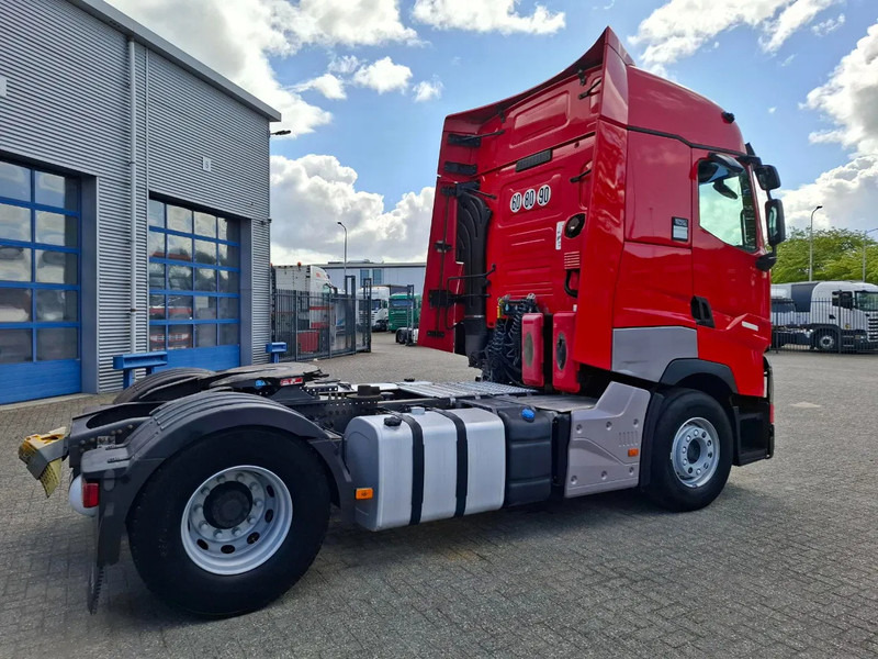 Renault T520 / RETARDER / DOUBLE TANK / TUV:19-03-2026 / PARKCOOL / ACC / LWDS / FRIDGE / AUTOMATIC / EURO-6 / 2019 - Sattelzugmaschine: das Bild 5 Renault T520 / RETARDER / DOUBLE TANK / TUV:19-03-2026 / PARKCOOL / ACC / LWDS / FRIDGE / AUTOMATIC / EURO-6 / 2019 - Sattelzugmaschine: das Bild 5