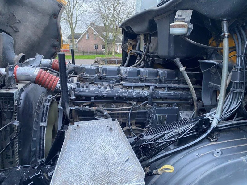 Scania T114-340 / ONLY:207529 KM / GOOD CONDITION / OLD TACHO / MANUAL / EURO-2 / 1998 - Leasing Scania T114-340 / ONLY:207529 KM / GOOD CONDITION / OLD TACHO / MANUAL / EURO-2 / 1998: das Bild 7