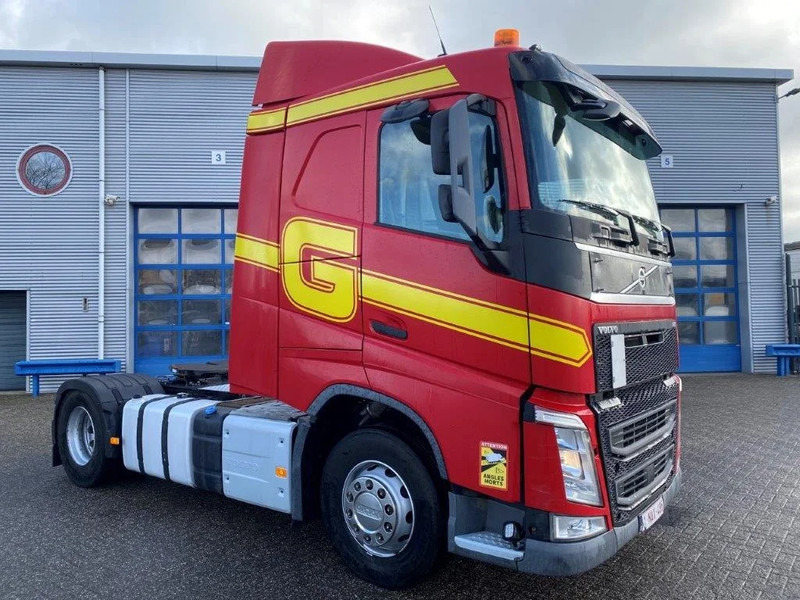 Volvo FH4-460 / DOUBLE TANK / VEB+ / ONLY:596514 KM / LWDS / AUTOMATIC / EURO-6 / 2016 - Sattelzugmaschine: das Bild 2 Volvo FH4-460 / DOUBLE TANK / VEB+ / ONLY:596514 KM / LWDS / AUTOMATIC / EURO-6 / 2016 - Sattelzugmaschine: das Bild 2