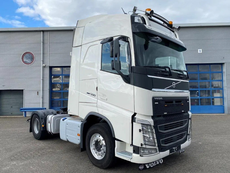 Volvo FH4-500 / VEB+ / HYDRAULICS / LWDS / I-PARCOOL / FRIDGE / AUTOMATIC / EURO-6 / 2018 - Sattelzugmaschine: das Bild 2 Volvo FH4-500 / VEB+ / HYDRAULICS / LWDS / I-PARCOOL / FRIDGE / AUTOMATIC / EURO-6 / 2018 - Sattelzugmaschine: das Bild 2