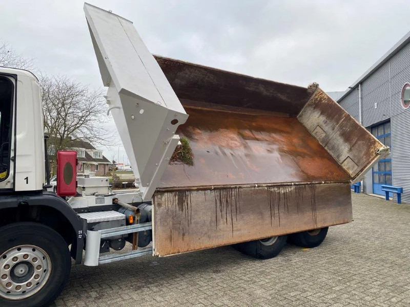 Scania 124-400 / 6X4 / RETARDER / BIG AXLE / FULL STEEL / 2SIDE TIPPER / OLD TACHO / AIRCO / MANUAL / EURO-2 / 2000 - Kipper: das Bild 4 Scania 124-400 / 6X4 / RETARDER / BIG AXLE / FULL STEEL / 2SIDE TIPPER / OLD TACHO / AIRCO / MANUAL / EURO-2 / 2000 - Kipper: das Bild 4