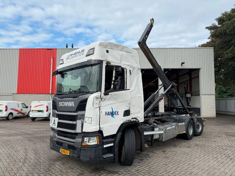 Scania NGS R410 / ENGINE RUNNING / RETARDER / LIFT+LENKACHSE / HIAB 21TON HOOK / NL TRUCK / FRIDGE / EURO-6 / 2019 - Abrollkipper: das Bild 1 Scania NGS R410 / ENGINE RUNNING / RETARDER / LIFT+LENKACHSE / HIAB 21TON HOOK / NL TRUCK / FRIDGE / EURO-6 / 2019 - Abrollkipper: das Bild 1