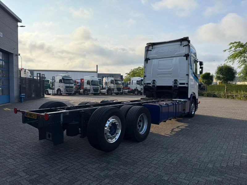 Scania NGS S500 / NL TRUCK / TUV:11-03-2026 / PARKCOOL / DOUBLE TANK / LEATHER / ALCOA / AUTOMATIC / EURO-6 / 2018 - Fahrgestell LKW: das Bild 5 Scania NGS S500 / NL TRUCK / TUV:11-03-2026 / PARKCOOL / DOUBLE TANK / LEATHER / ALCOA / AUTOMATIC / EURO-6 / 2018 - Fahrgestell LKW: das Bild 5