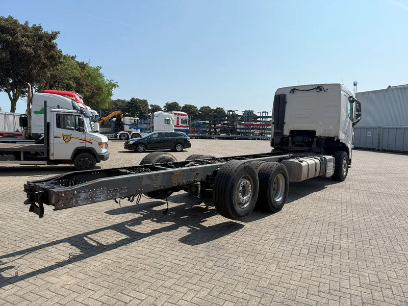 Volvo FH4-540 / ENGINE RUNNING / RETARDER / LIFT+LENKACHSE / FULL-AIR / ONLY:546472 KM / VEB+ / LWDS / AUTOMATIC / EURO-6 / 2016 - Fahrgestell LKW: das Bild 5 Volvo FH4-540 / ENGINE RUNNING / RETARDER / LIFT+LENKACHSE / FULL-AIR / ONLY:546472 KM / VEB+ / LWDS / AUTOMATIC / EURO-6 / 2016 - Fahrgestell LKW: das Bild 5