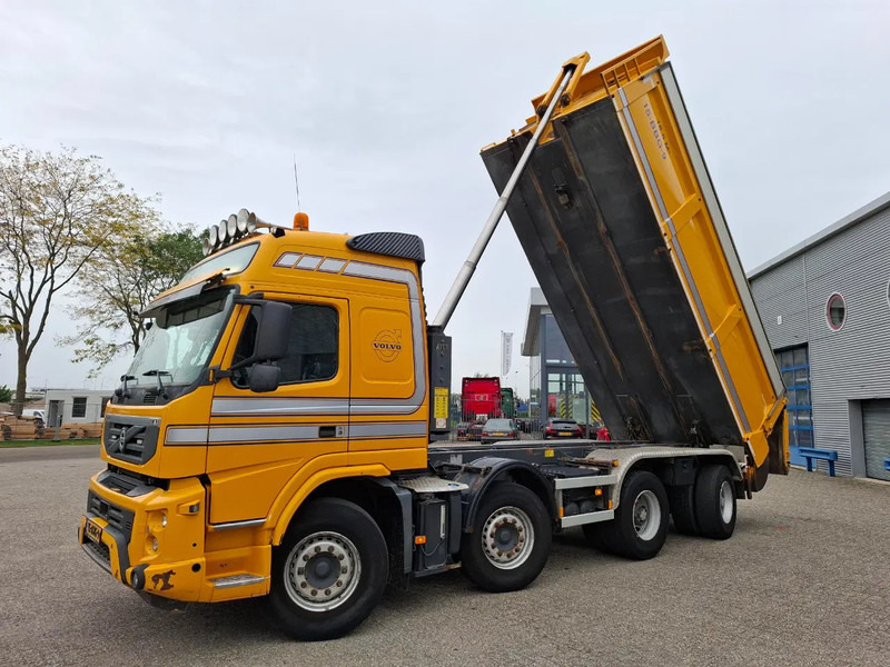 Volvo FM13-420 / 8X4 / BIG AXLE / 18.5M³ / AJK 21040 KG TIPPER / SNIP / 695133 KM / VEB / NL TRUCK / TUV:07-11-2025 / AIRCO / AUTOMATI - Kipper: das Bild 1 Volvo FM13-420 / 8X4 / BIG AXLE / 18.5M³ / AJK 21040 KG TIPPER / SNIP / 695133 KM / VEB / NL TRUCK / TUV:07-11-2025 / AIRCO / AUTOMATI - Kipper: das Bild 1
