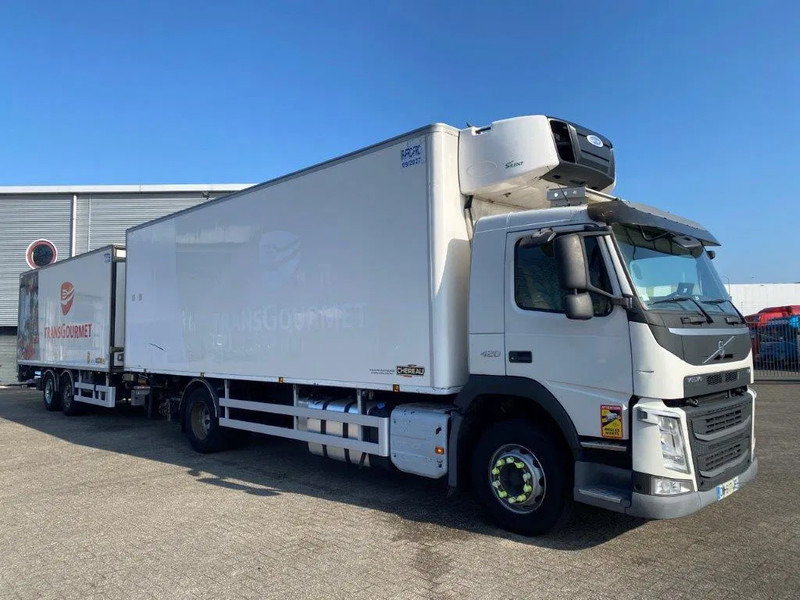 Volvo FM4-420 / COMPLETE COOL+FREEZE COMBI / CHEREAU / THROUGH-LOADING SYSTEM / 2XPLATFORM DHOLLANDIA / FREEZING LOCK / AUTOMATIC / EU - Kühlkoffer LKW: das Bild 2 Volvo FM4-420 / COMPLETE COOL+FREEZE COMBI / CHEREAU / THROUGH-LOADING SYSTEM / 2XPLATFORM DHOLLANDIA / FREEZING LOCK / AUTOMATIC / EU - Kühlkoffer LKW: das Bild 2