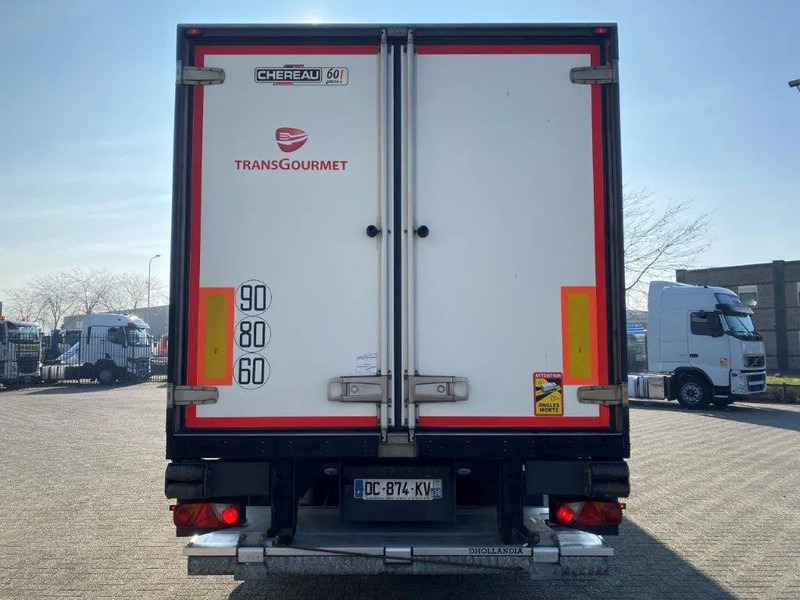 Volvo FM4-420 / COMPLETE COOL+FREEZE COMBI / CHEREAU / THROUGH-LOADING SYSTEM / 2XPLATFORM DHOLLANDIA / FREEZING LOCK / AUTOMATIC / EU - Kühlkoffer LKW: das Bild 4 Volvo FM4-420 / COMPLETE COOL+FREEZE COMBI / CHEREAU / THROUGH-LOADING SYSTEM / 2XPLATFORM DHOLLANDIA / FREEZING LOCK / AUTOMATIC / EU - Kühlkoffer LKW: das Bild 4