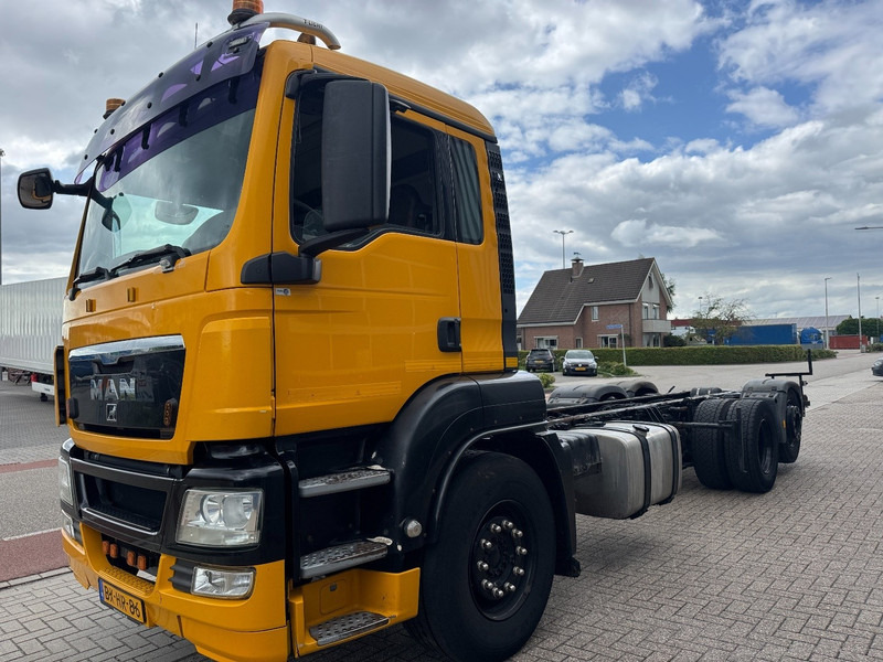Fahrgestell LKW MAN TGS 26.360 6x2, Manual Gear, Steering Axle: das Bild 6