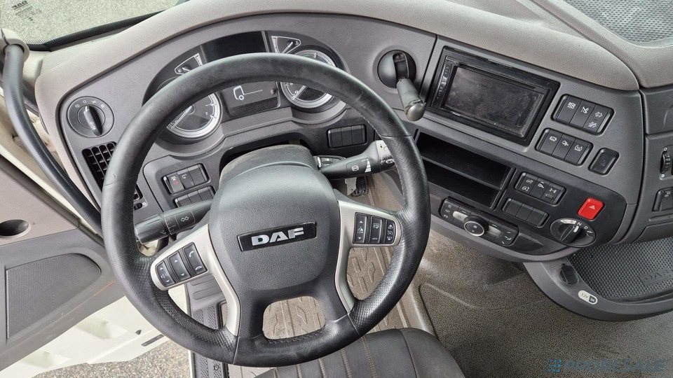 DAF XF 480 FT LOW DECK SSC EURO 6 - Sattelzugmaschine: das Bild 4 DAF XF 480 FT LOW DECK SSC EURO 6 - Sattelzugmaschine: das Bild 4