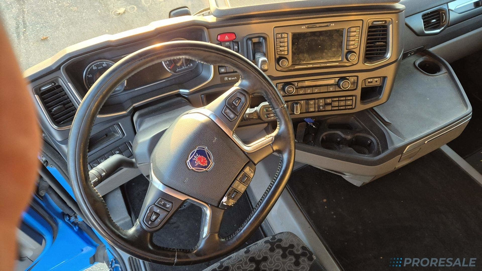 SCANIA R450 N323 NGS TOP LINE EURO 6 - Sattelzugmaschine: das Bild 4 SCANIA R450 N323 NGS TOP LINE EURO 6 - Sattelzugmaschine: das Bild 4