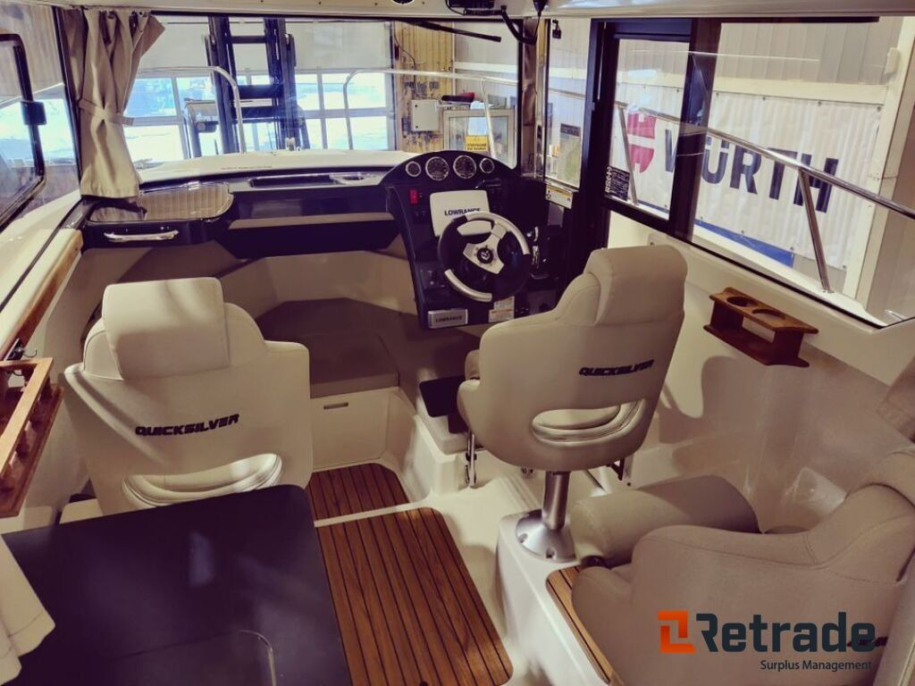QUICKSILVER 755 PILOTHOUSE 2014 MOD MED MERCURY 400R 2018 MOD 200 timer.! - Andere Technik: das Bild 5 QUICKSILVER 755 PILOTHOUSE 2014 MOD MED MERCURY 400R 2018 MOD 200 timer.! - Andere Technik: das Bild 5