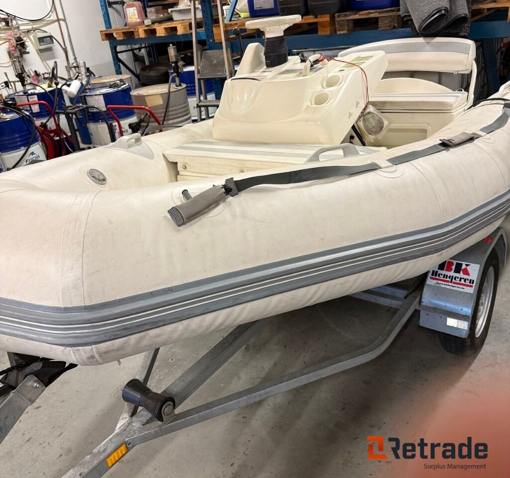 Zodiac Projet 350 - inklusive BK båthenger - 2012 Modell - Andere Technik: das Bild 3 Zodiac Projet 350 - inklusive BK båthenger - 2012 Modell - Andere Technik: das Bild 3