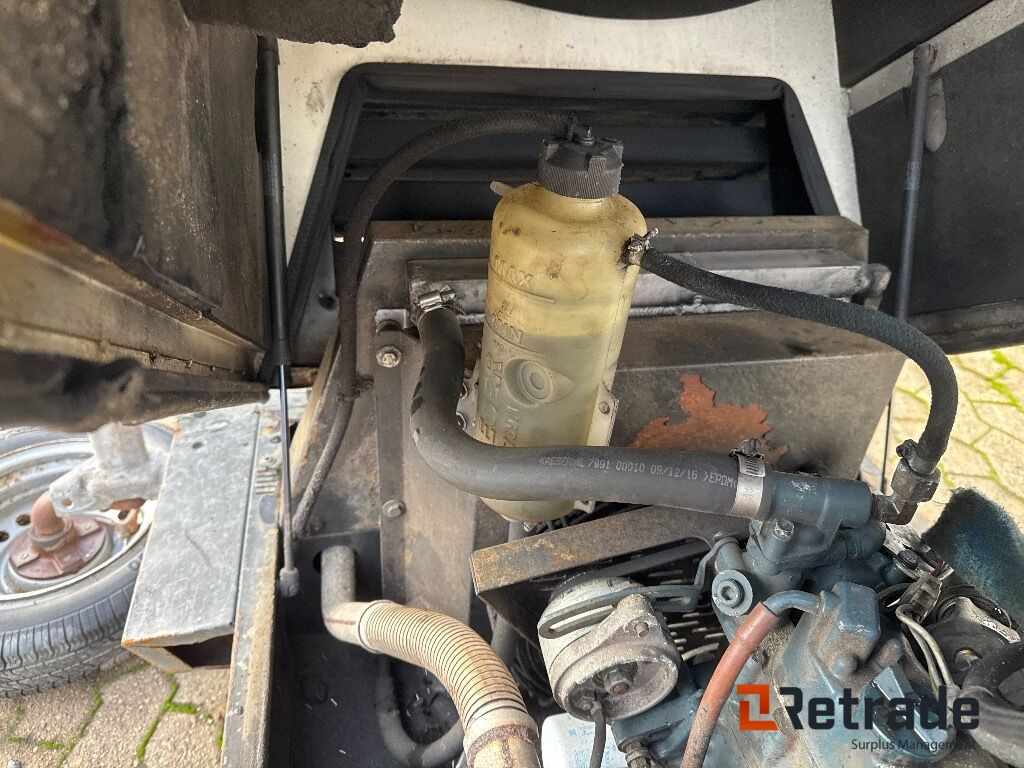 Baumaschine Kompressor Kaeser M20: das Bild 17