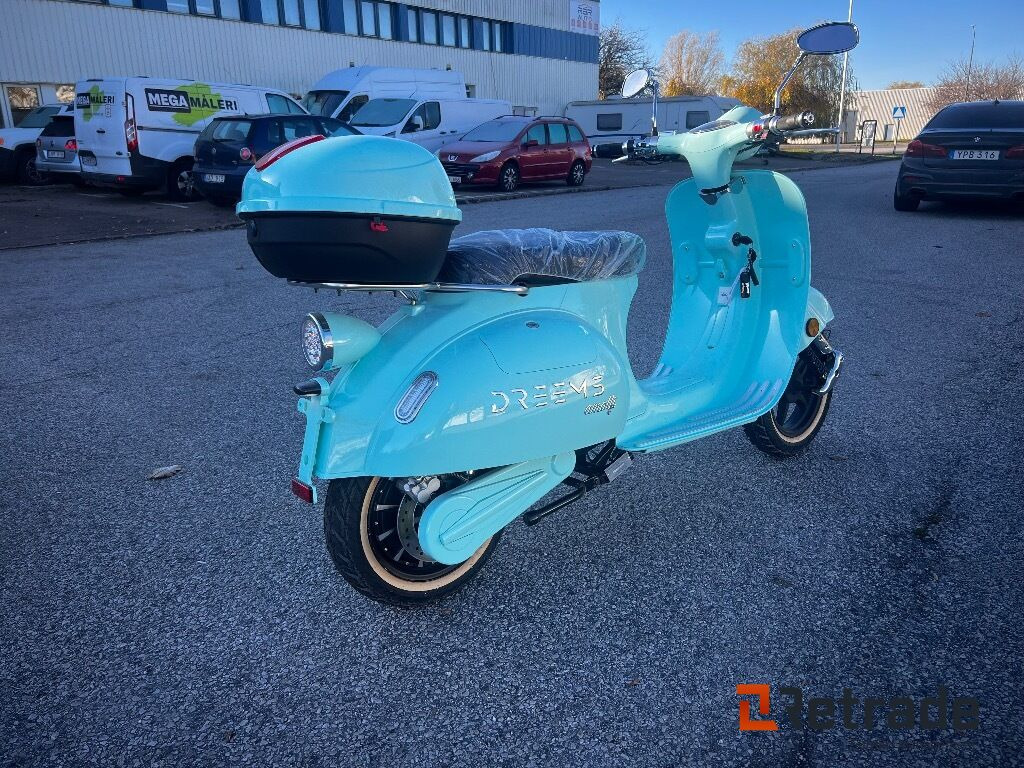 EL Skoter/EL moped Dreems Amalfi - Hely ny - Motorrad: das Bild 4 EL Skoter/EL moped Dreems Amalfi - Hely ny - Motorrad: das Bild 4