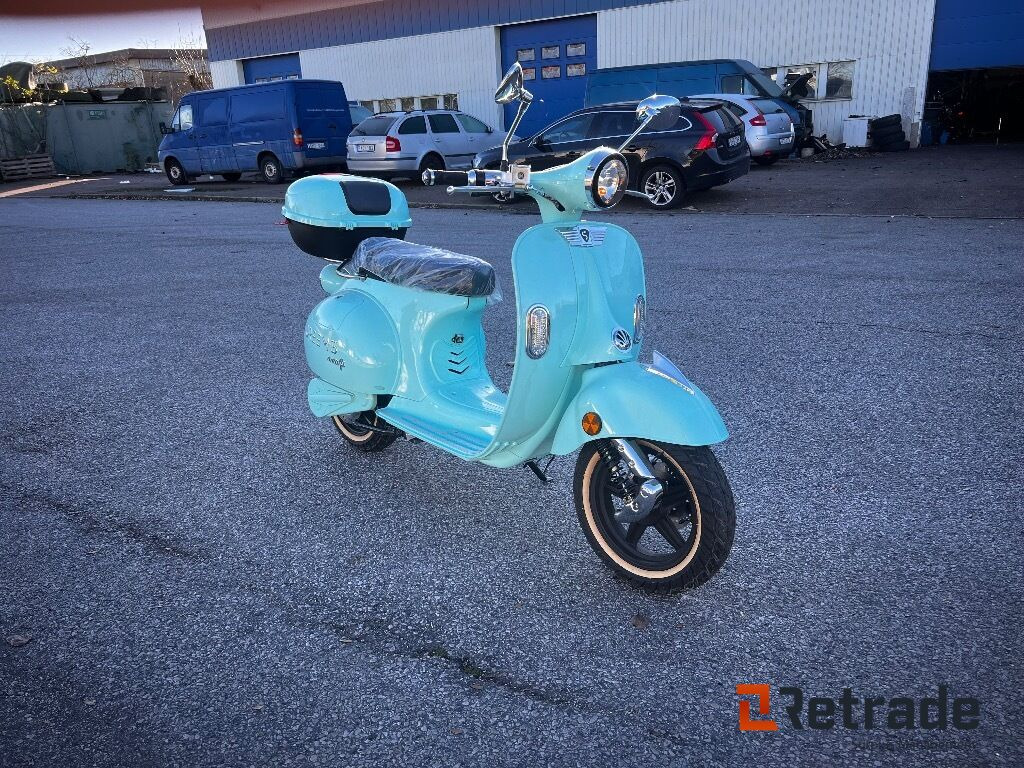 EL Skoter/EL moped Dreems Amalfi - Hely ny - Motorrad: das Bild 5 EL Skoter/EL moped Dreems Amalfi - Hely ny - Motorrad: das Bild 5