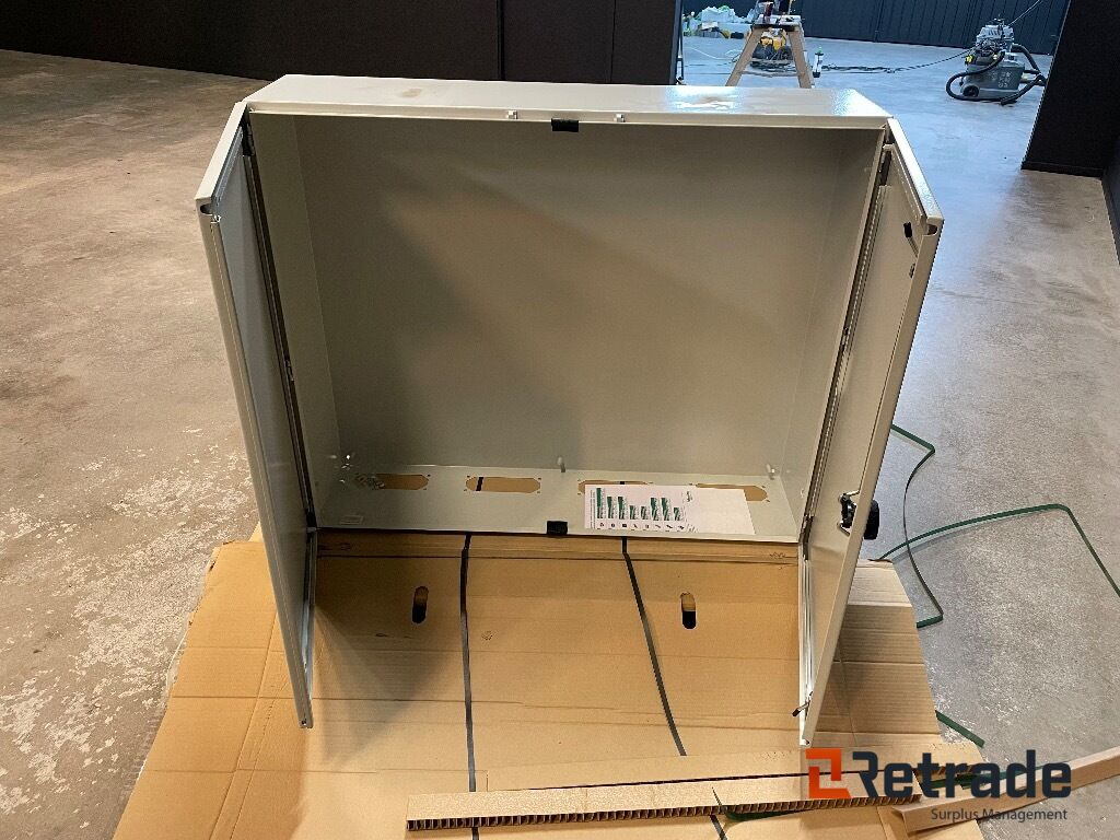 Elskåp Schneider - Baugeräte: das Bild 2 Elskåp Schneider - Baugeräte: das Bild 2