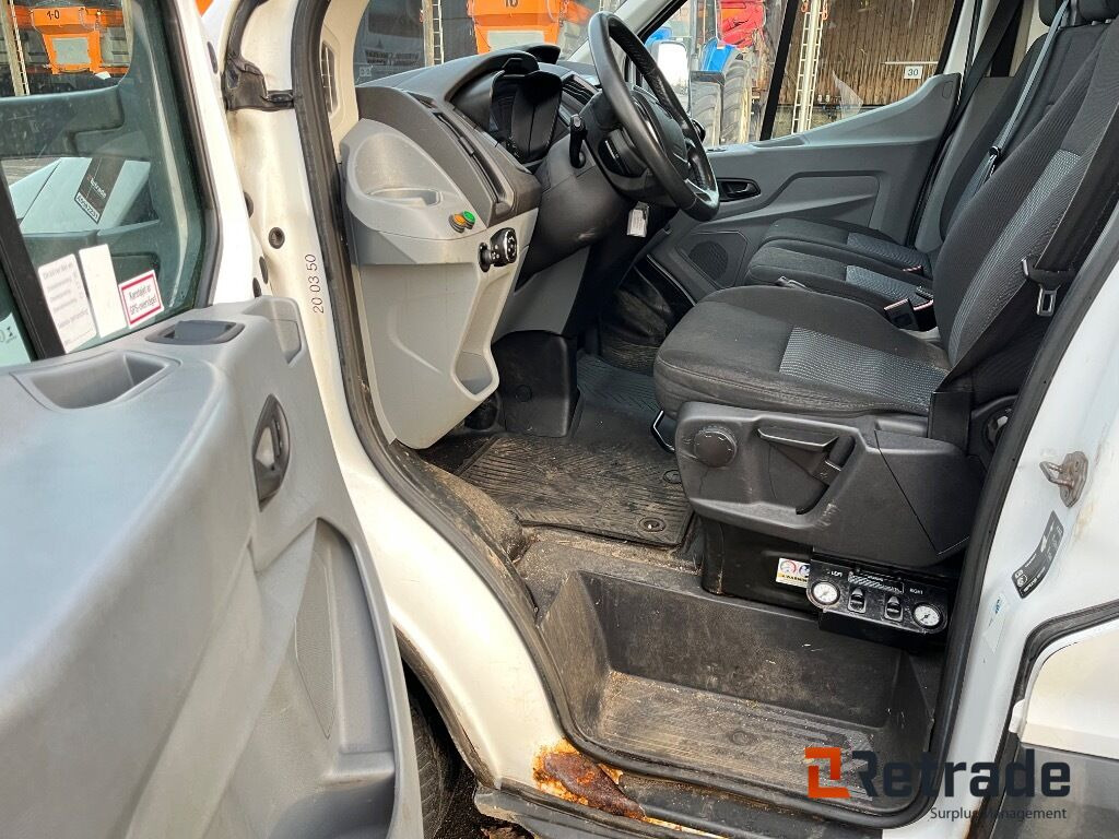 FORD TRANSIT 2.2 TDCi med ALU-knæklad og læsserampe. - PKW: das Bild 5 FORD TRANSIT 2.2 TDCi med ALU-knæklad og læsserampe. - PKW: das Bild 5