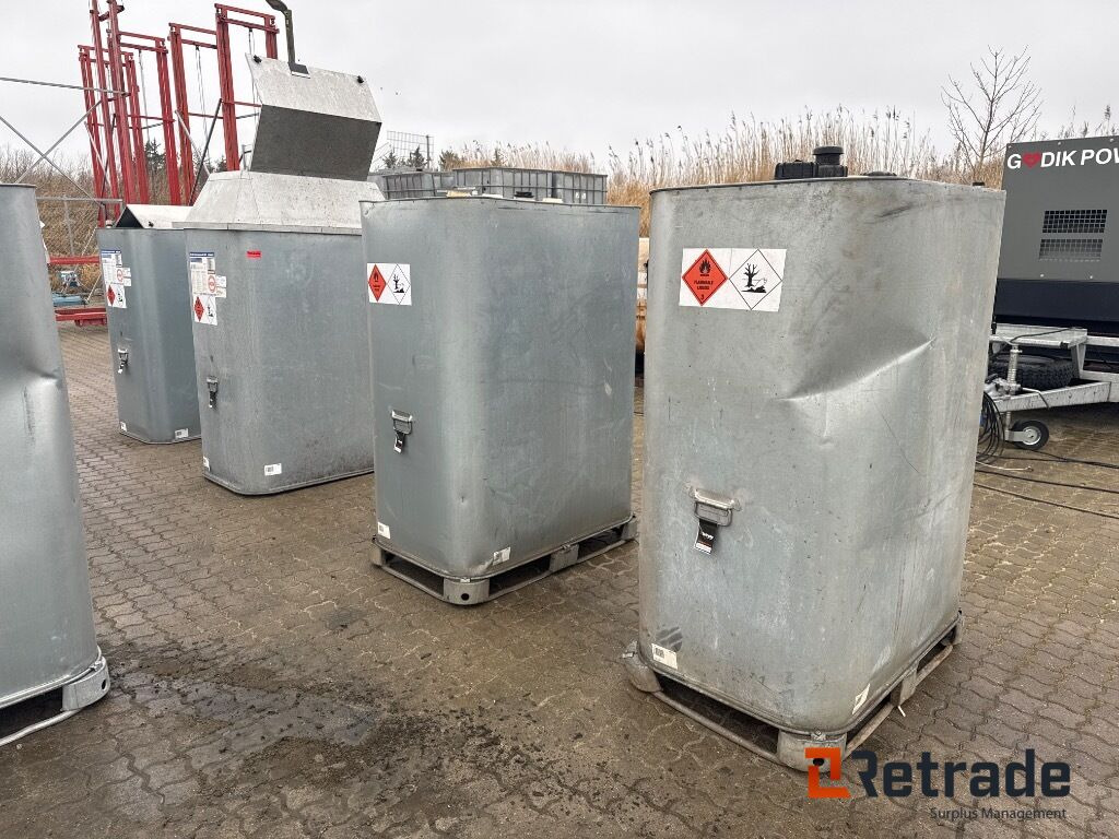 Forskelligt udstyr SCHÜTZ 1000ltr (A0020033-A0020034-A0020035-A0020036) - Lagertank: das Bild 4 Forskelligt udstyr SCHÜTZ 1000ltr (A0020033-A0020034-A0020035-A0020036) - Lagertank: das Bild 4